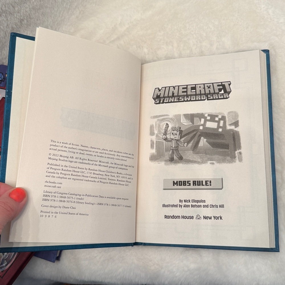 Minecraft 3 Book Set - Picture 8 of 8